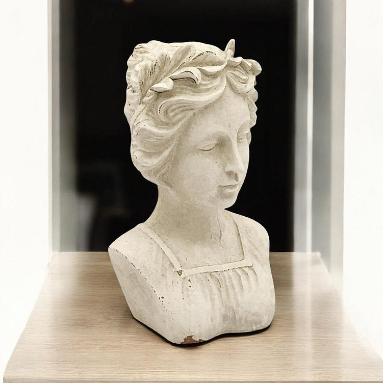 Roman Lady Bust Sculpture – Art Deco-Inspired Stone-Look Cement Statue with Patina Finish, Weatherproof