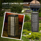 Outsunny Rattan Solar Lantern with Auto On/Off Warm White LED – Outdoor Garden Floor Lamp, IP44