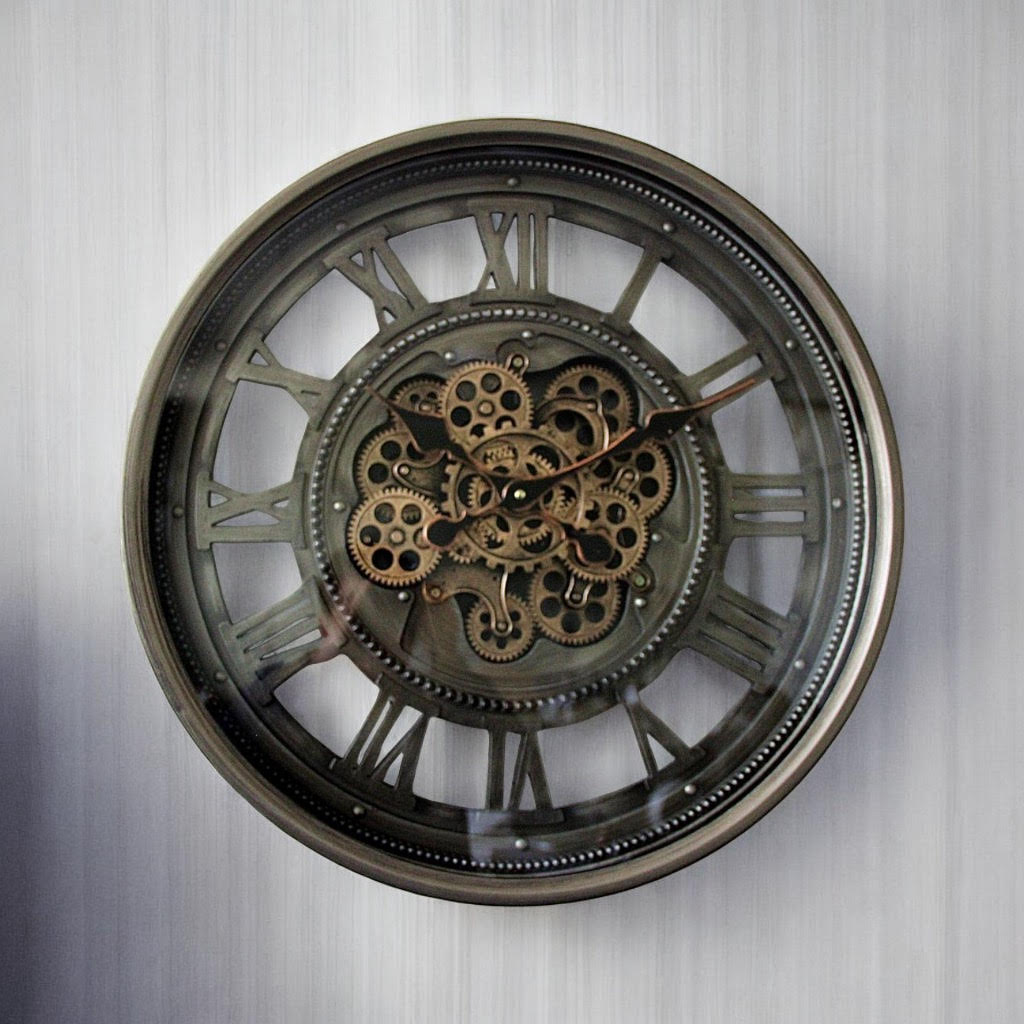 AcaciaHome 60cm Industrial Roman Numeral Wall Clock with Moving Gears – Quartz, Black & Grey