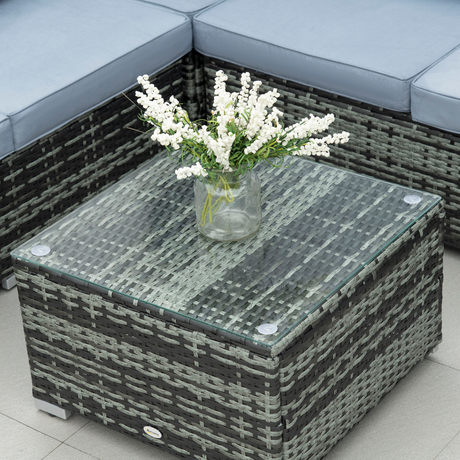 Outsunny rattan set arranged in a garden