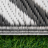 Outsunny Reversible Outdoor Straw Rug, 121 x 182cm