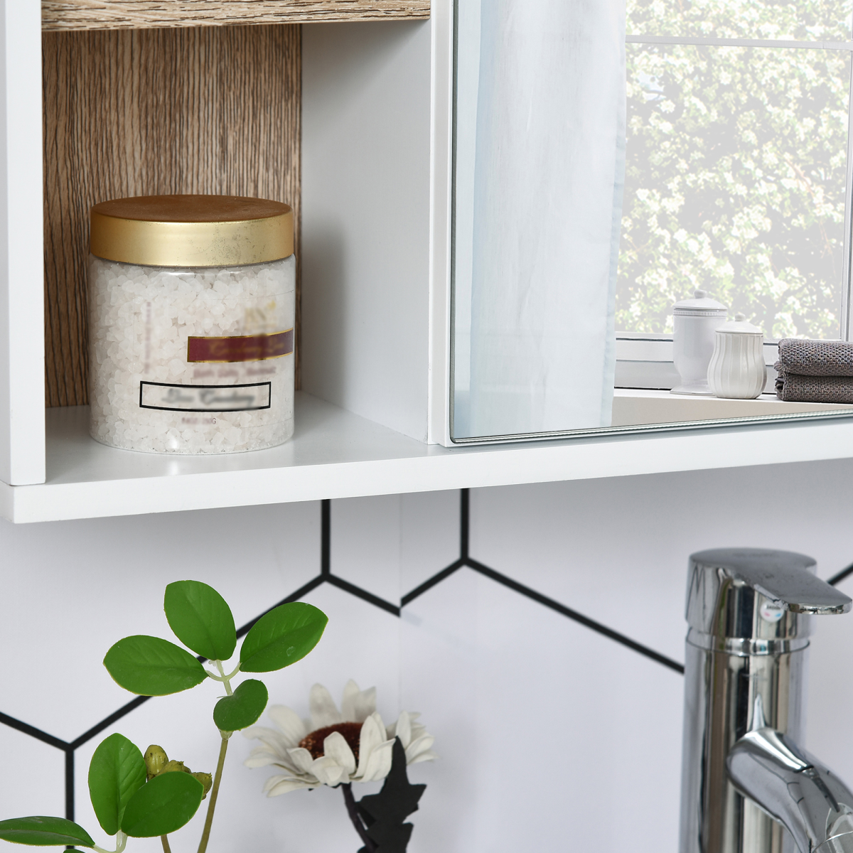 HOMCOM Wall Mounted Bathroom Cabinet with Mirrored Door and Adjustable Shelf – Space-Saving Storage