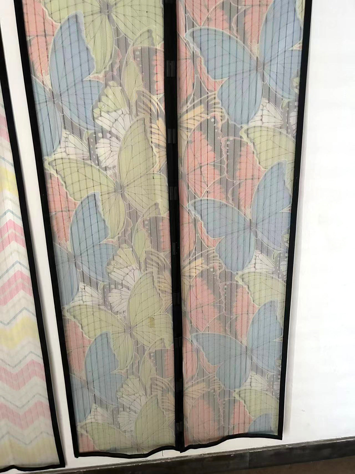Avilo Magnetic Mesh Door Guard Butterfly – Easy-Fit Screen That Closes Automatically