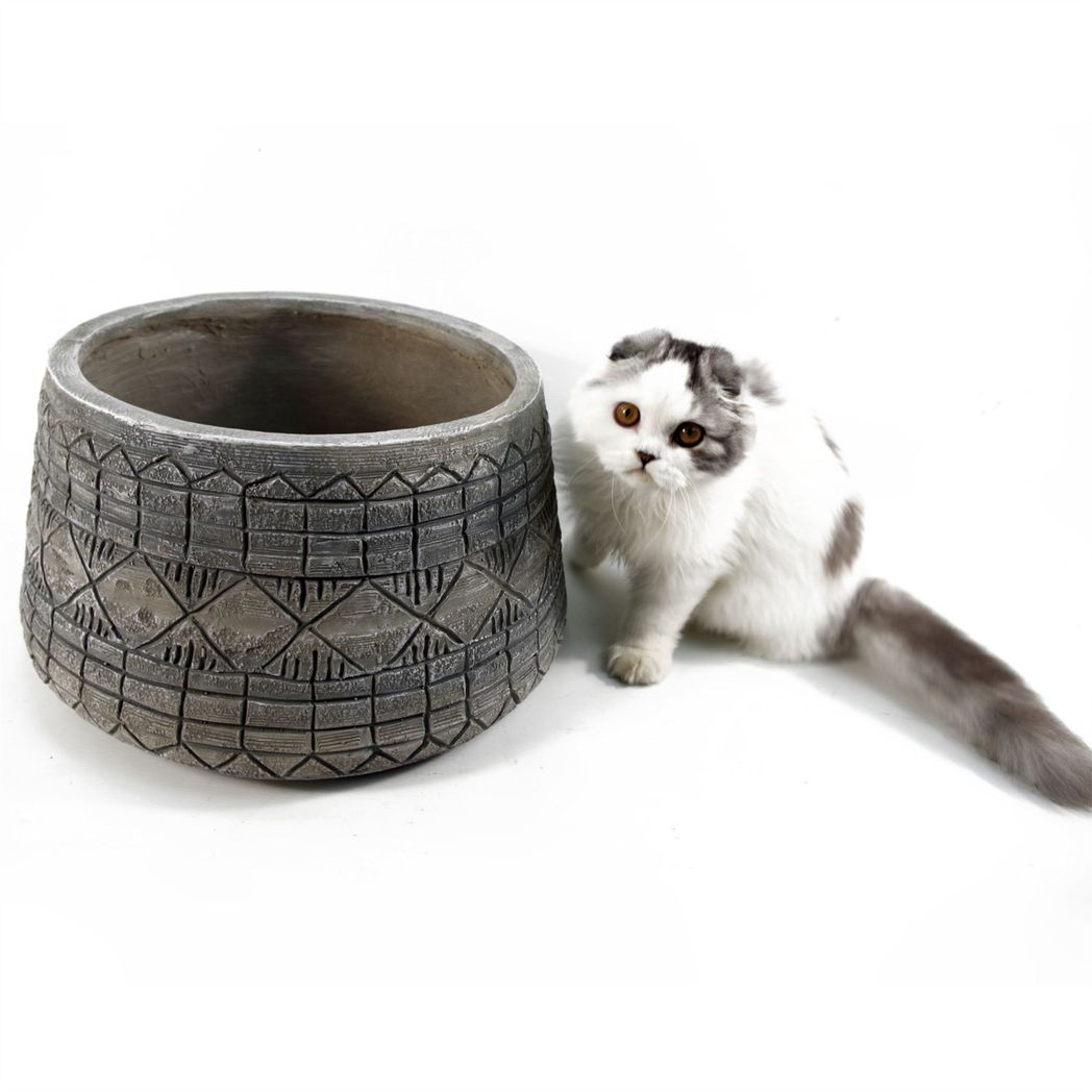 Gliese Large Grey Embossed Planter – Garden Plant Pot, 22cm x 37cm