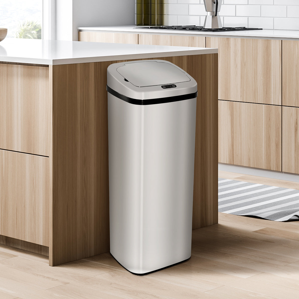 HOMCOM 50L Motion Sensor Kitchen Bin with Touch-Free Lid – Lightweight ABS Waste Bin, Silver & Black