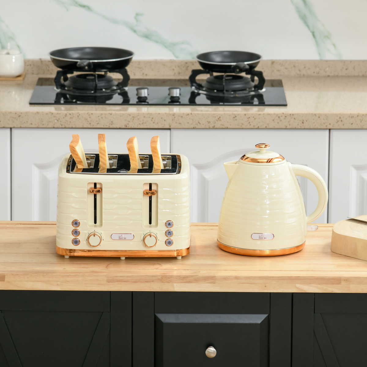 HOMCOM 1.7L Rapid Boil Kettle & 4-Slice Toaster Set – Pebbled Design Breakfast Set, Beige