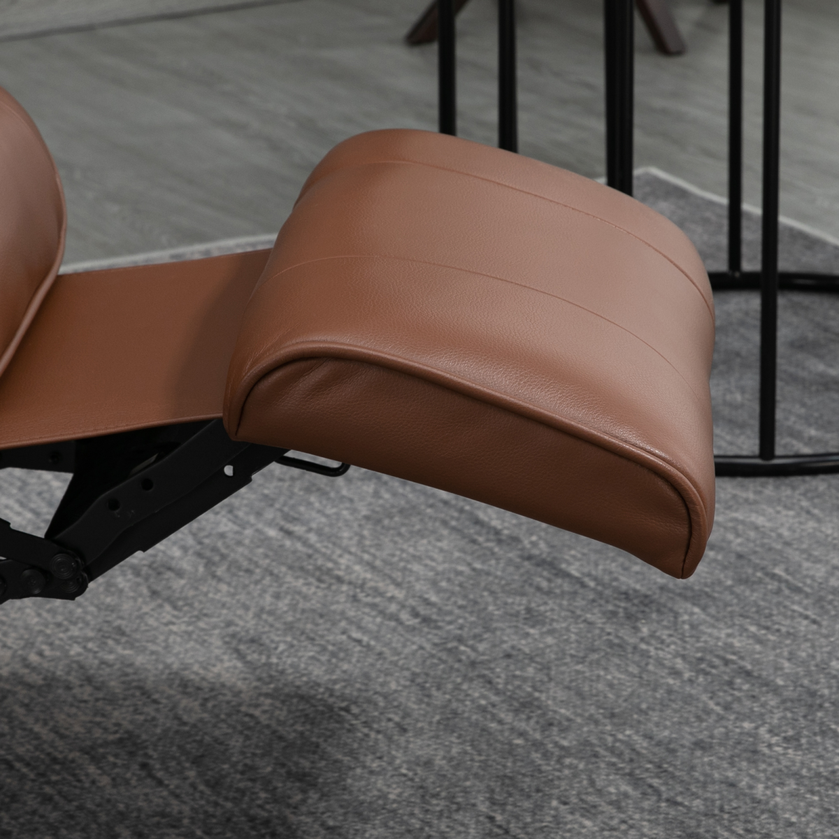 HOMCOM Office Recliner Chair with 145° Reclining Back, Manual Footrest & 360° Swivel – PU Leather, Brown