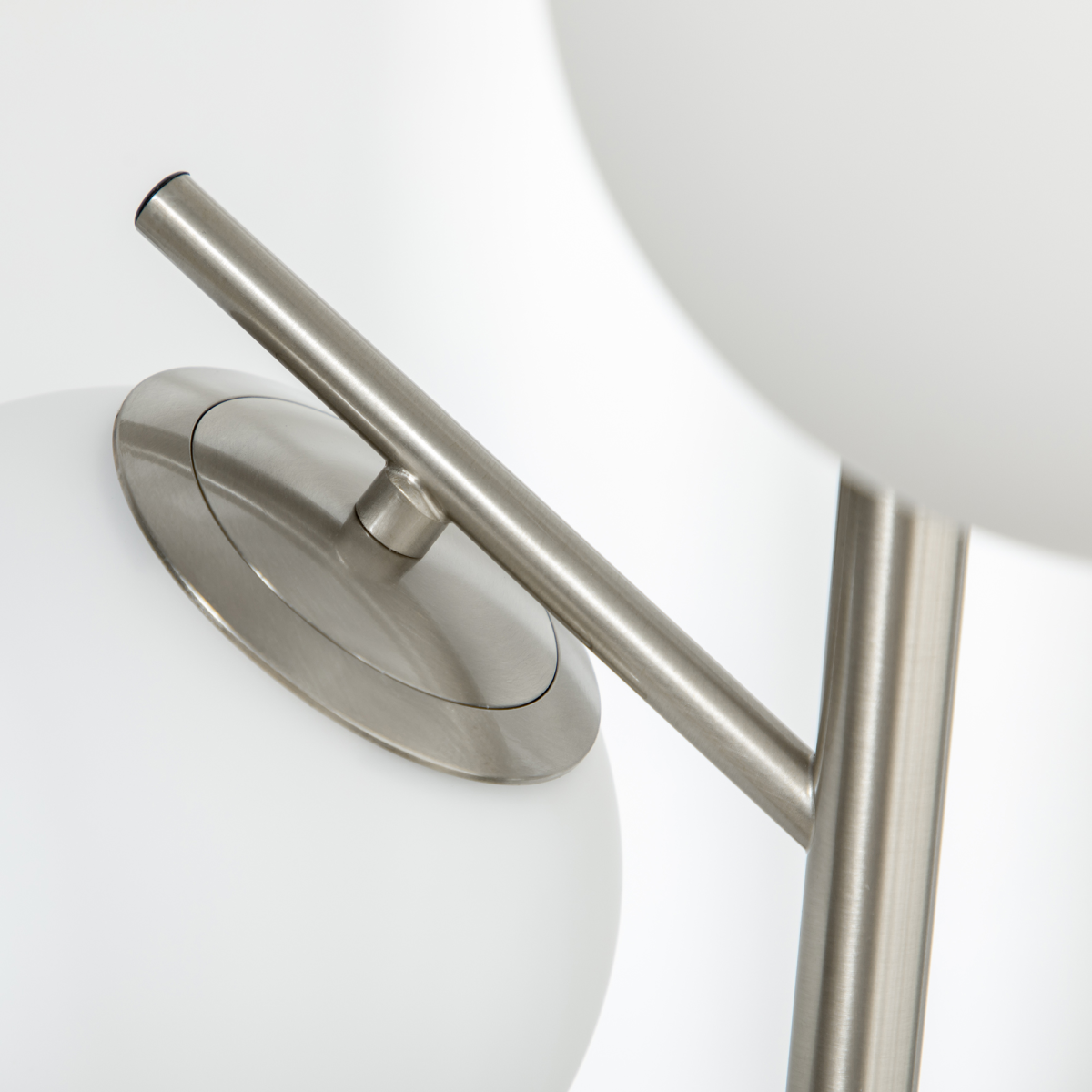 Modern 3-Light Tree Floor Lamp – Silver
