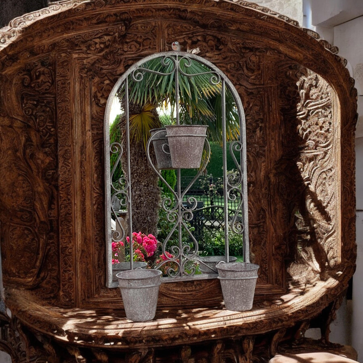 AcaciaHome Vintage Rusty Metal Wall Mirror with Triple Planter 3 Pots Holder – 70cm Arch Design
