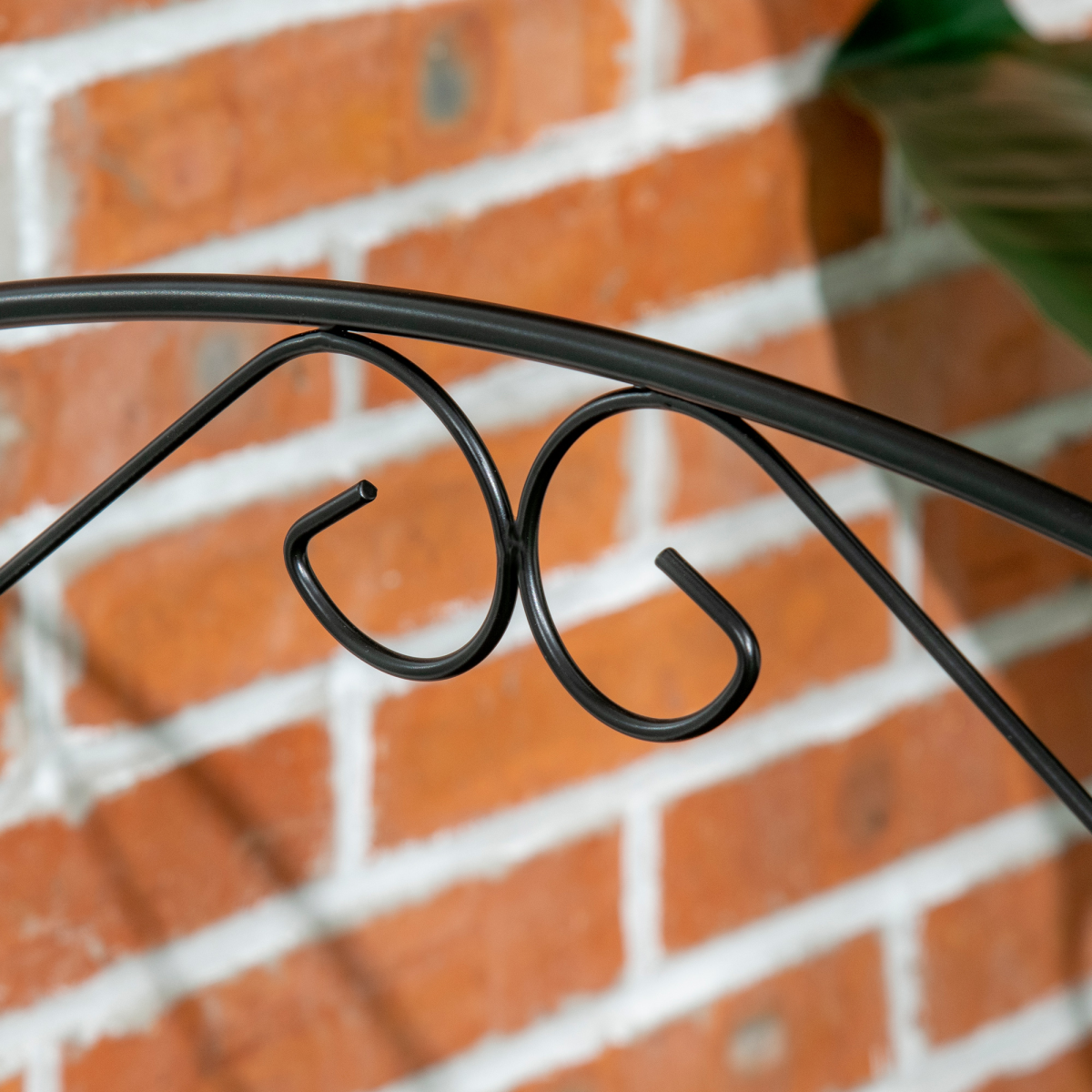 Outsunny Decorative Garden Fence Panels with Vine Pattern – Flower Bed Border Edging and Animal Barrier