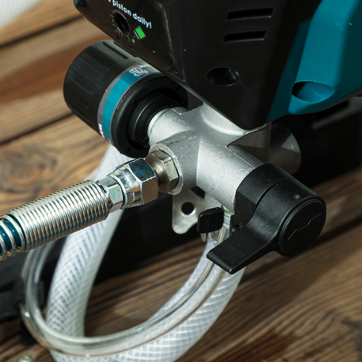 HOMCOM 200 Bar Airless Paint Sprayer with Long Hose – Wall Spray Gun for DIY Painting
