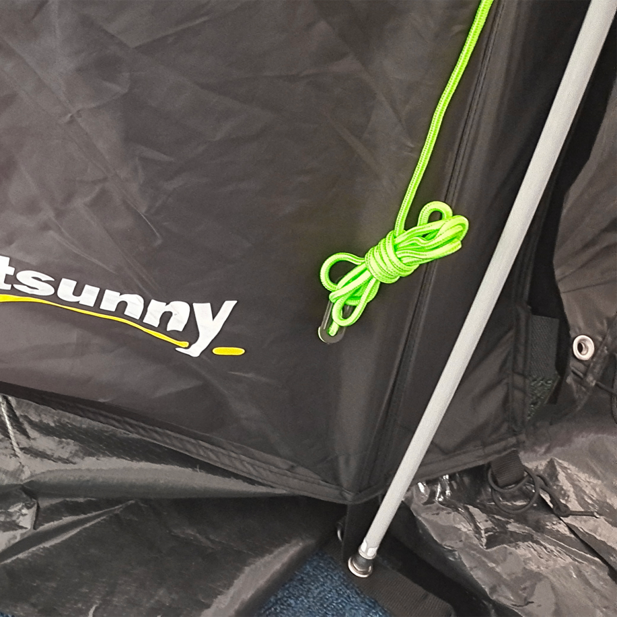 Outsunny 3-4 Person Tunnel Tent with Two Rooms, Windows & Carry Bag – Water-Resistant Family Camping Tent, Black