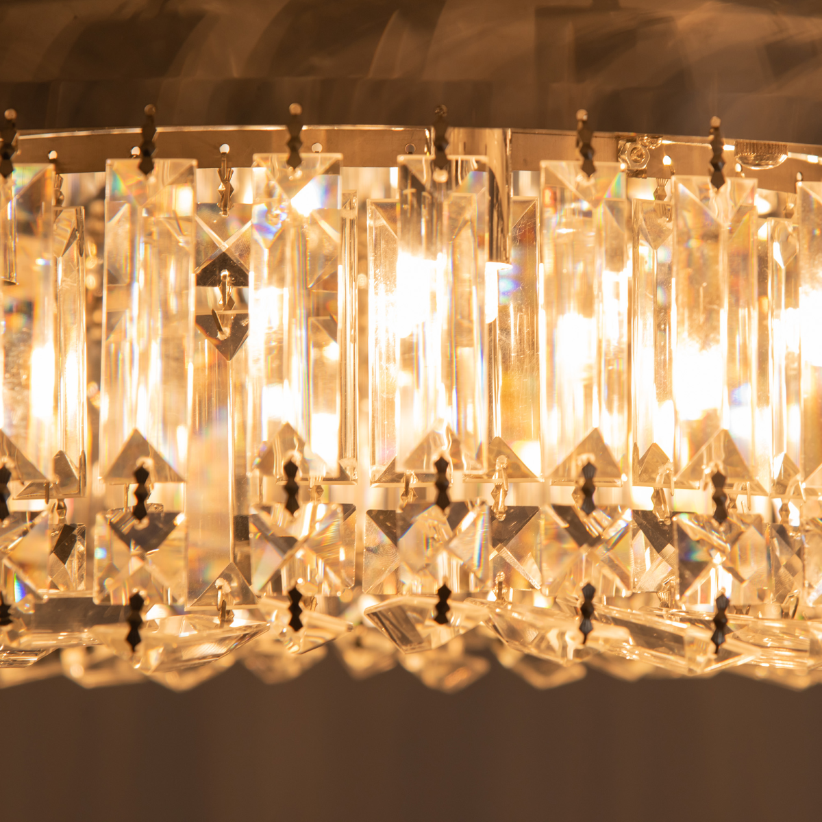 HOMCOM Crystal Chandelier Ceiling Light with Stainless Steel Frame – Pendant Light for Living Room, Silver