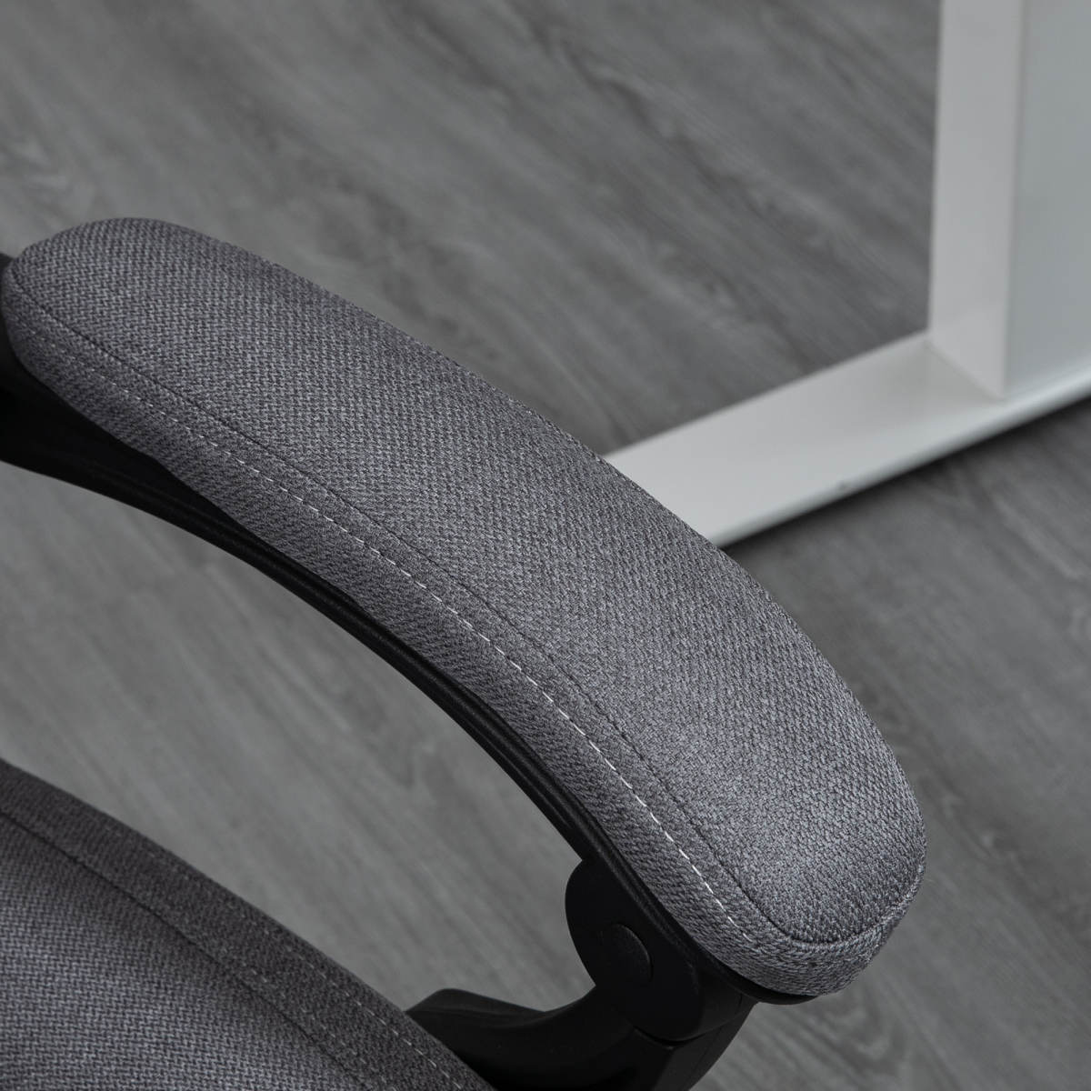 HOMCOM Executive Reclining Office Chair with Headrest & Retractable Footrest – Dark Grey Linen-Look