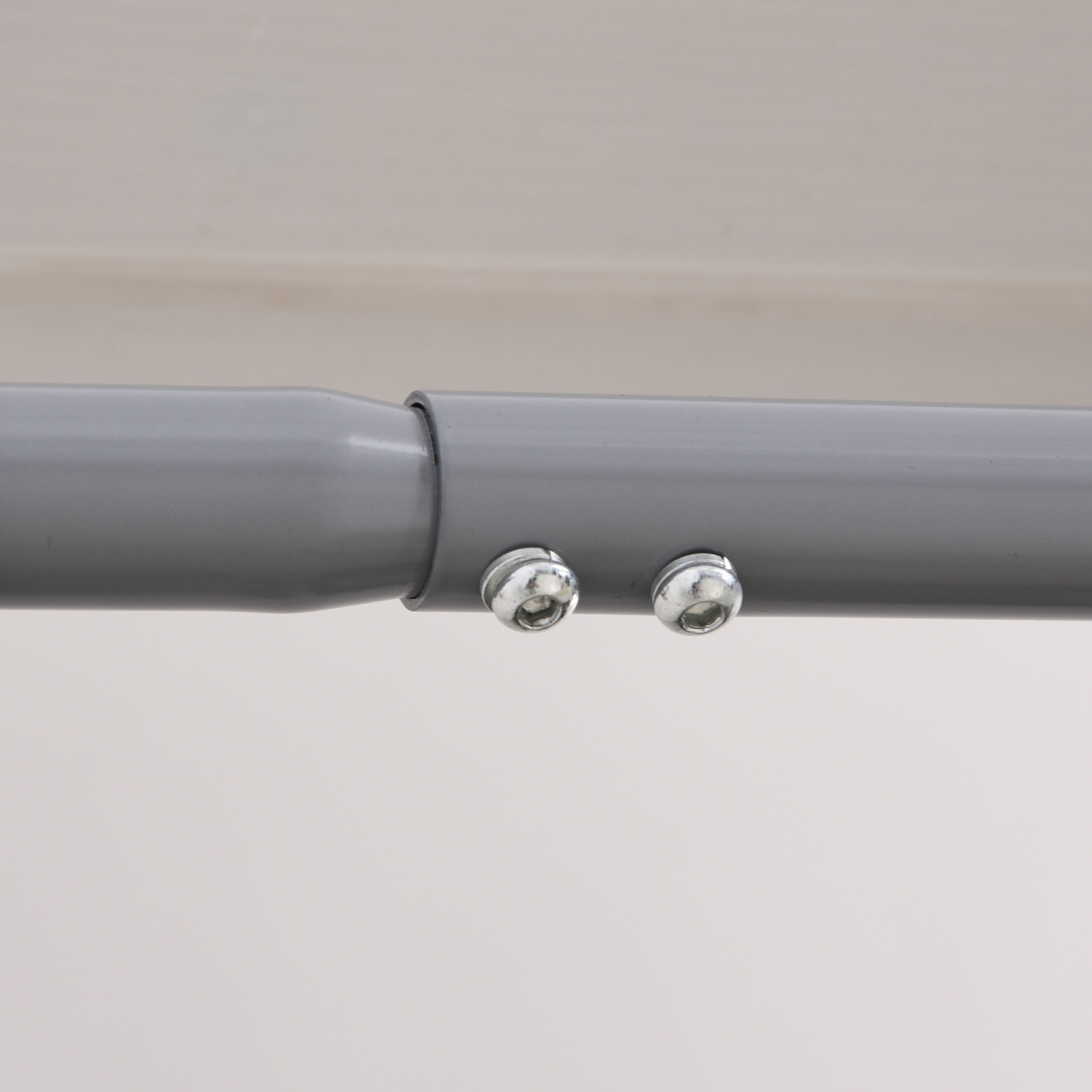 HOMCOM Doorway Pull Up Bar with Padded Handles, No-Screw Fit – Home Gym Chin Up, Push Up & Sit Up Bar