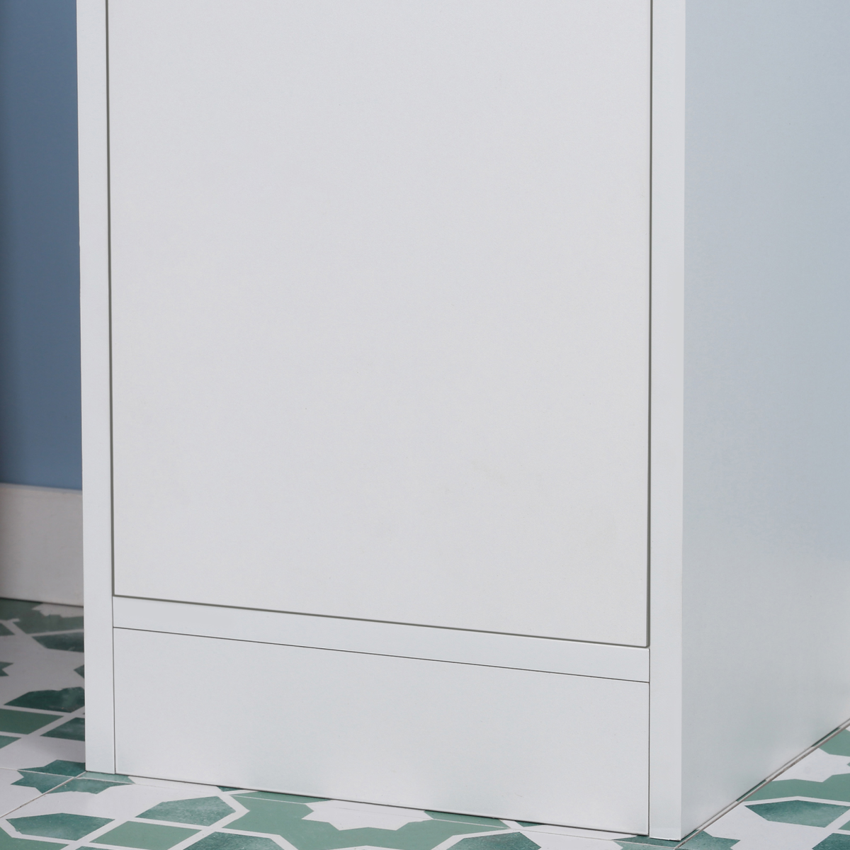 kleankin Tall Narrow Bathroom Storage Cabinet with Mirrored Door and Adjustable Shelves – Freestanding Tallboy