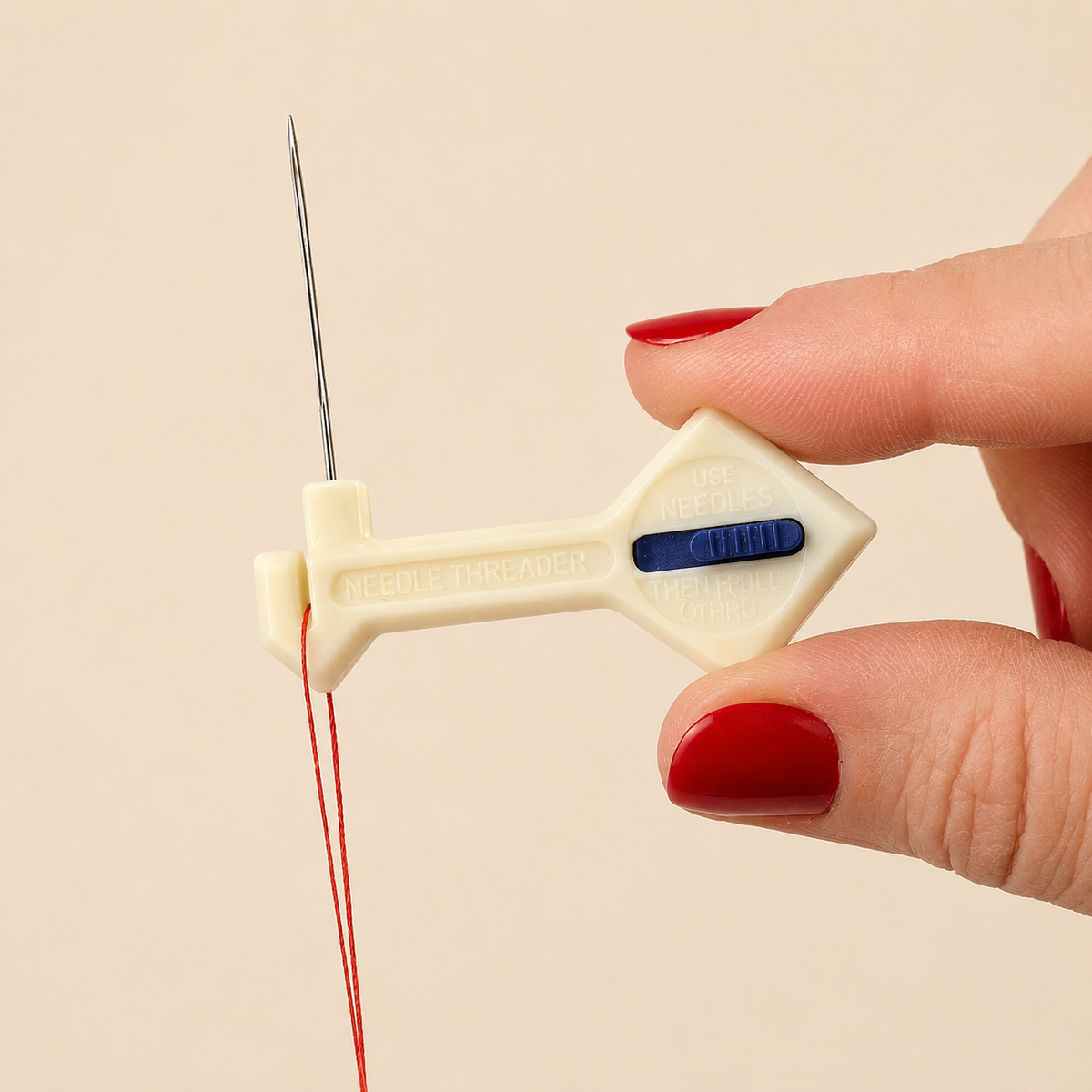 Avilo Easy Needle Threader – Simple One-Handed Sewing Aid for Quick, Stress-Free Threading