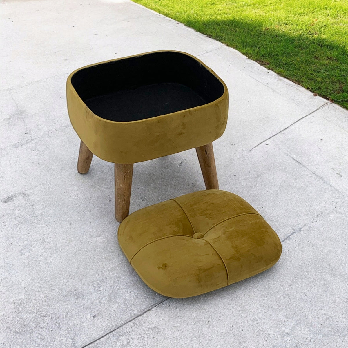 AcaciaHome Round Velvet Ottoman Footstool with Lift-Up Storage – Medium-Firm Foam Seat, Yellow