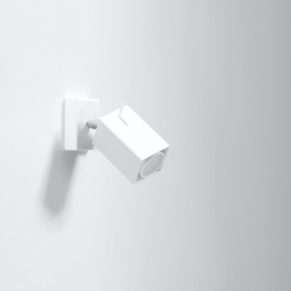 Sollux Merida Modern Steel Wall Light with GU10 Fitting – White Wall Lamp