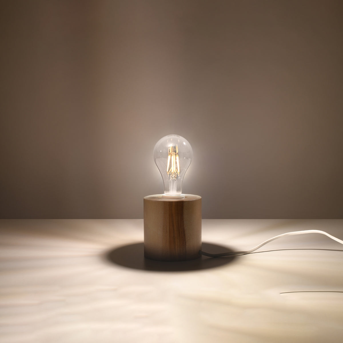 Sollux Salgado Scandinavian Desk Lamp with E27 Fitting – Natural Wood Table Lamp