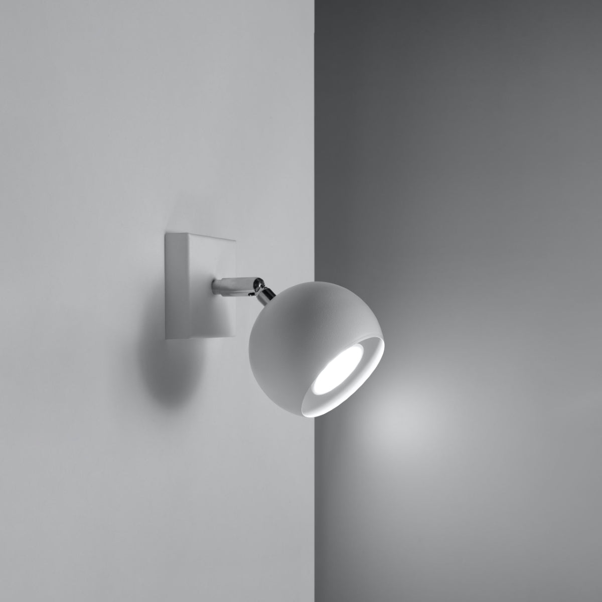 Sollux Oculare Wall Lamp with White Steel Finish, GU10 Fitting – Modern Wall Light