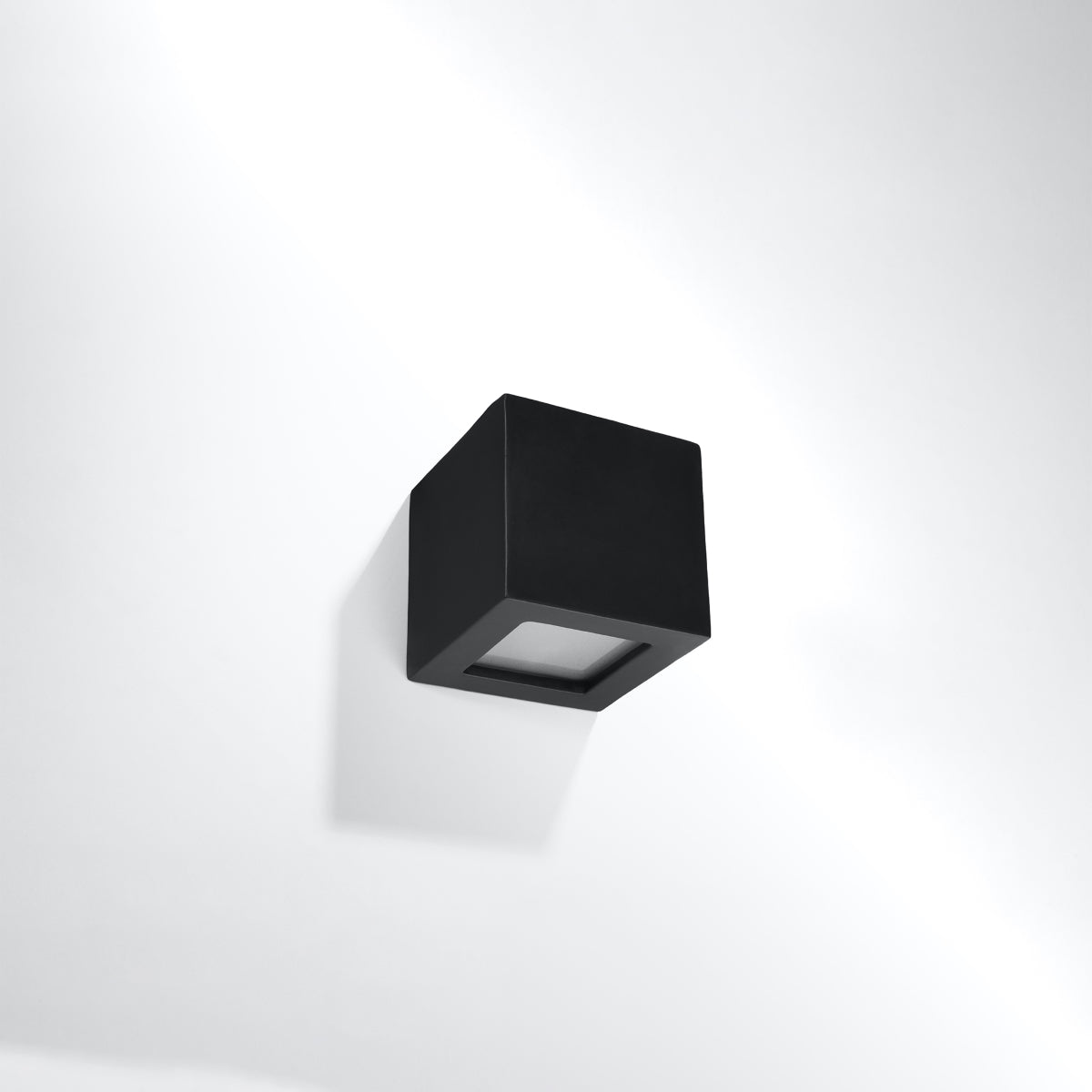 Leo Modern Ceramic & Glass Wall Light, E27