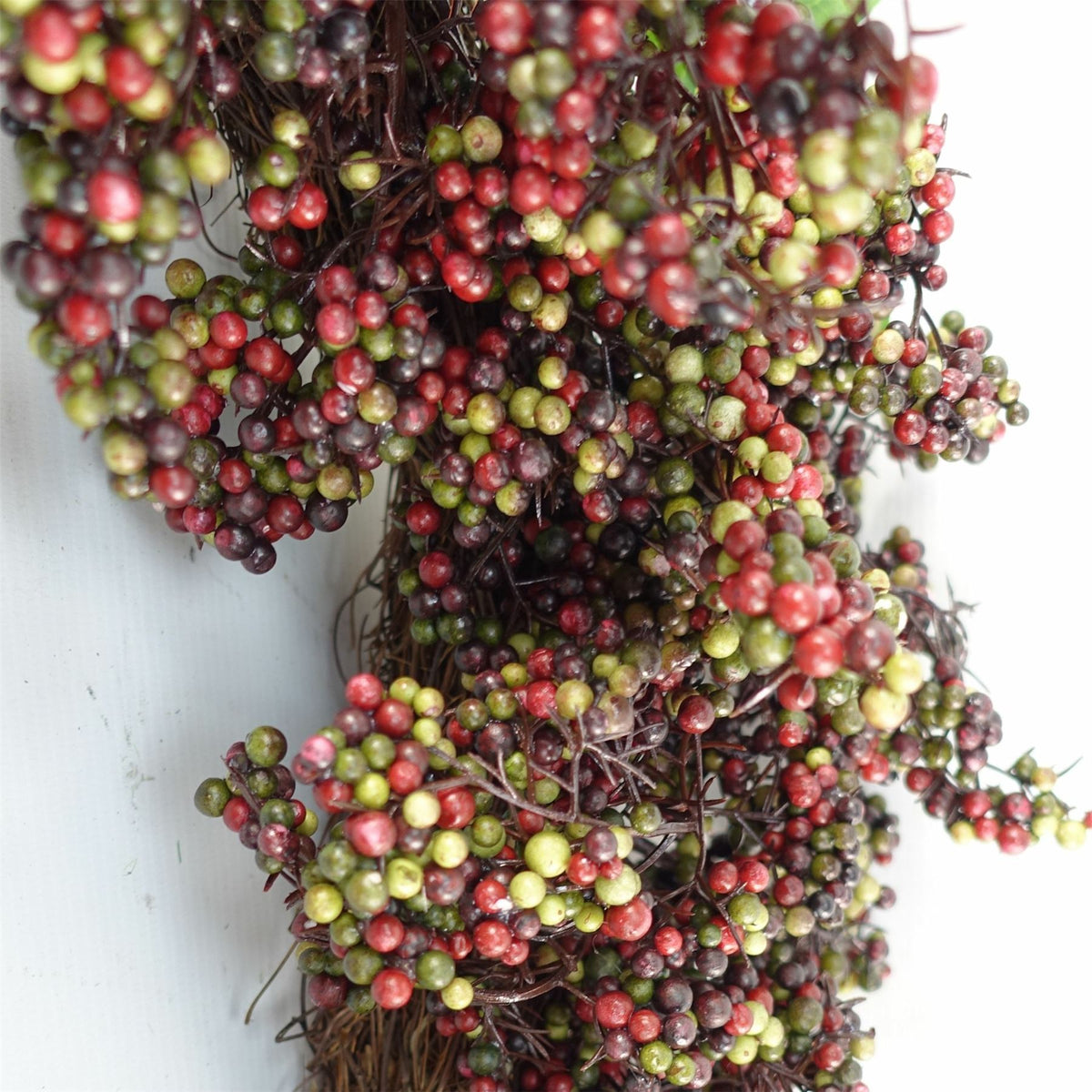 Leaf 55cm Artificial Hanging Wreath with Black and Red Berries – Realistic Door Decoration