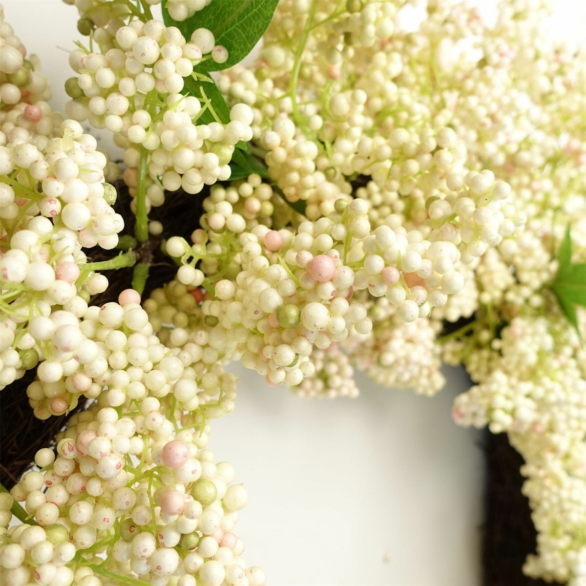 Leaf Artificial Hanging White Berries Wreath, 55cm – Realistic Door Decoration, Woven Base
