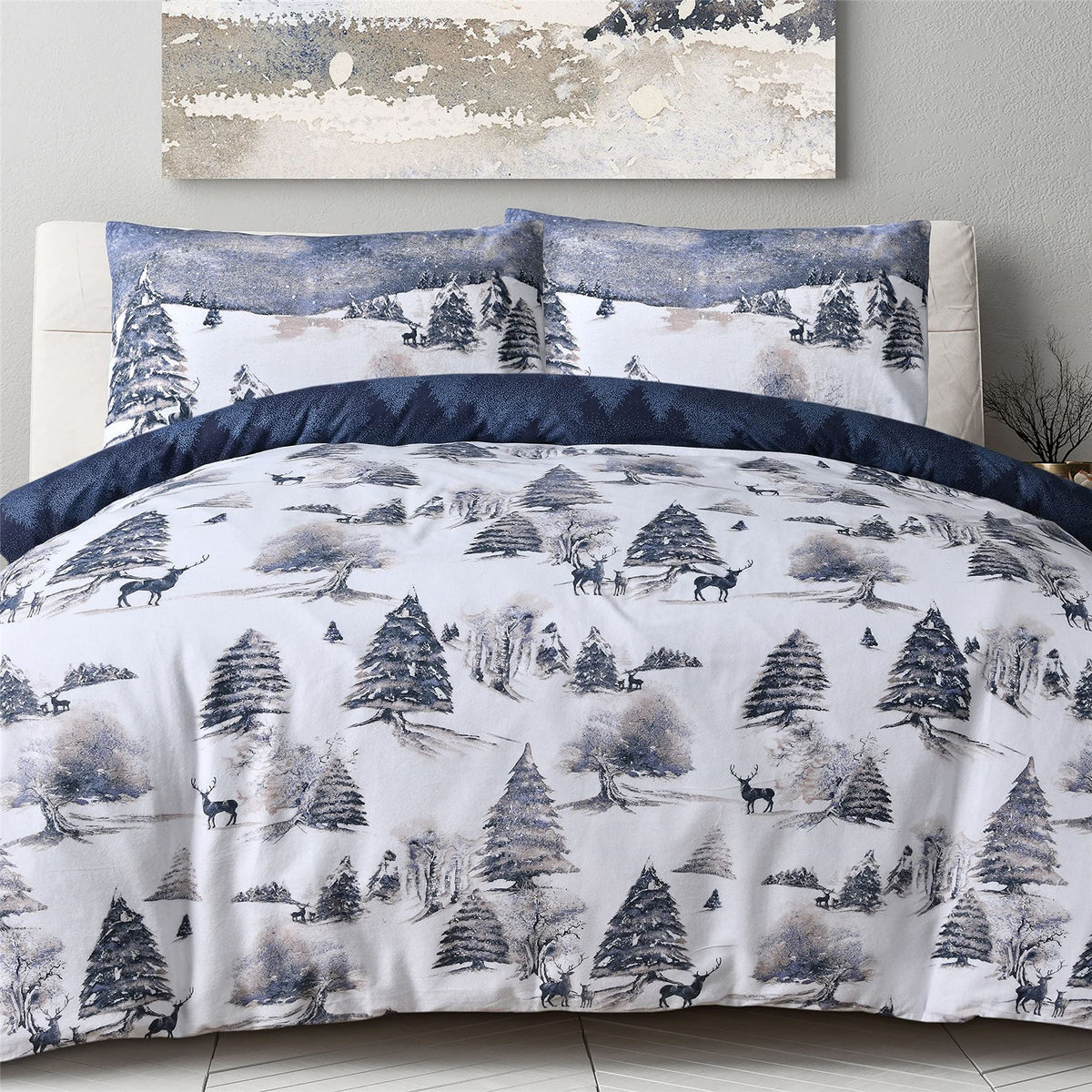 Sleepdown Winter Scene Stag Reversible Duvet Cover Set with 2 Pillowcases – Festive Bedding, Navy