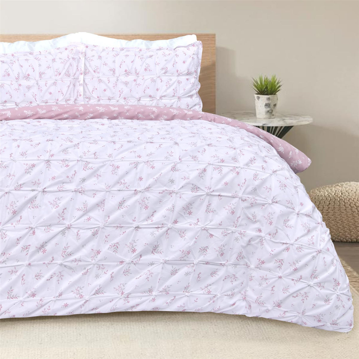 Sleepdown Ruched Pleat Ditsy Leaves Reversible Duvet Cover Set with Pillowcase(s) – Single Bedding