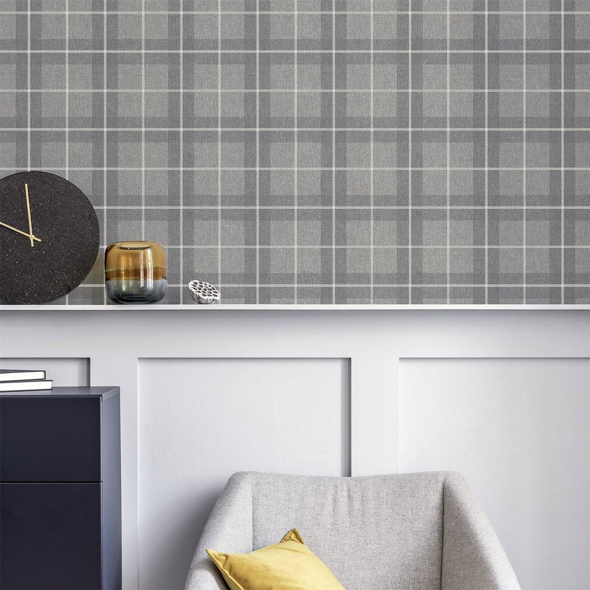Arthouse Heritage Check Wallpaper – Paste the Paper Tartan Fabric Effect Wall Covering, Grey and Silver