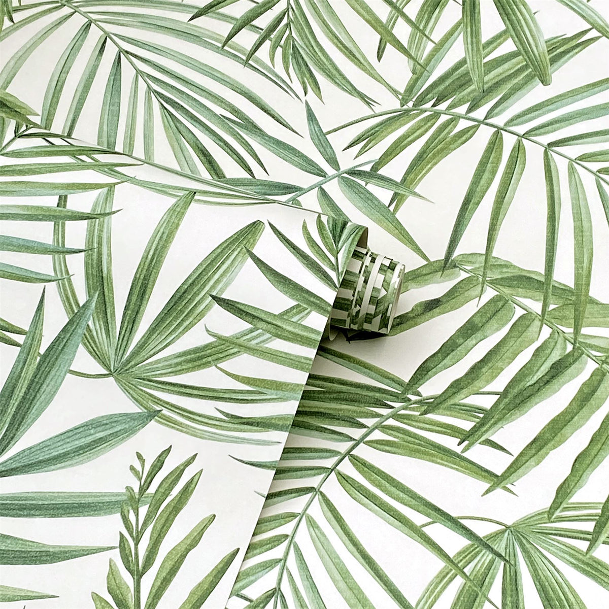 Arthouse Palm Leaves Wallpaper – Layered Tropical Leaf Design on a Light Cream Background, Green