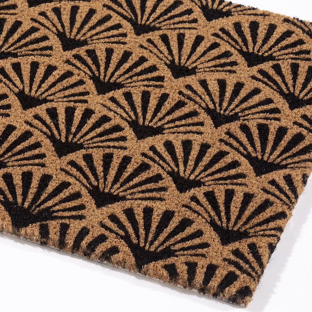 Astley Scallop Coir Doormat, 45 x 75cm – Black