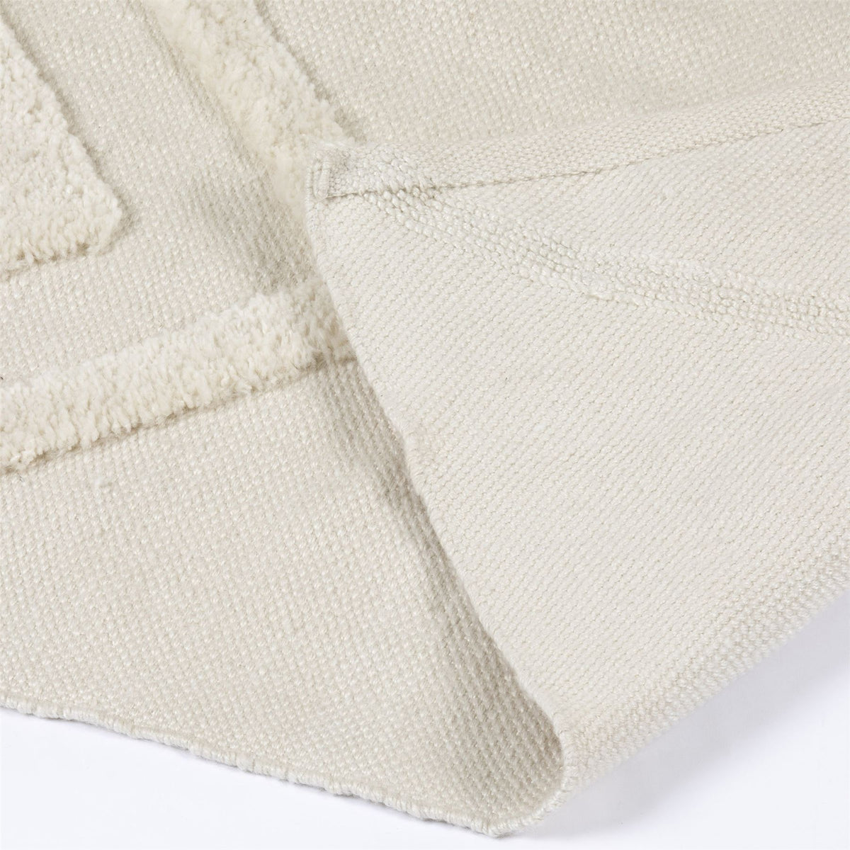 Windsor Geo Tufted Rug, 120 x 170cm – Hand Woven Recycled Plastic Bottle Revival Collection, Cream