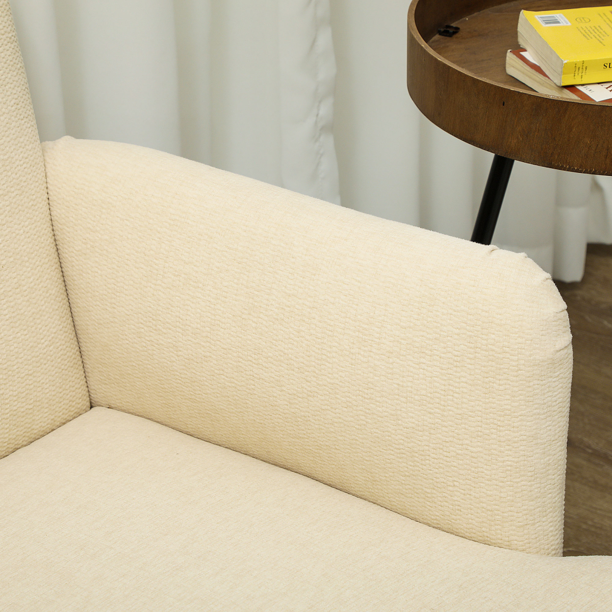 HOMCOM 2-seater sofa in a styled living room