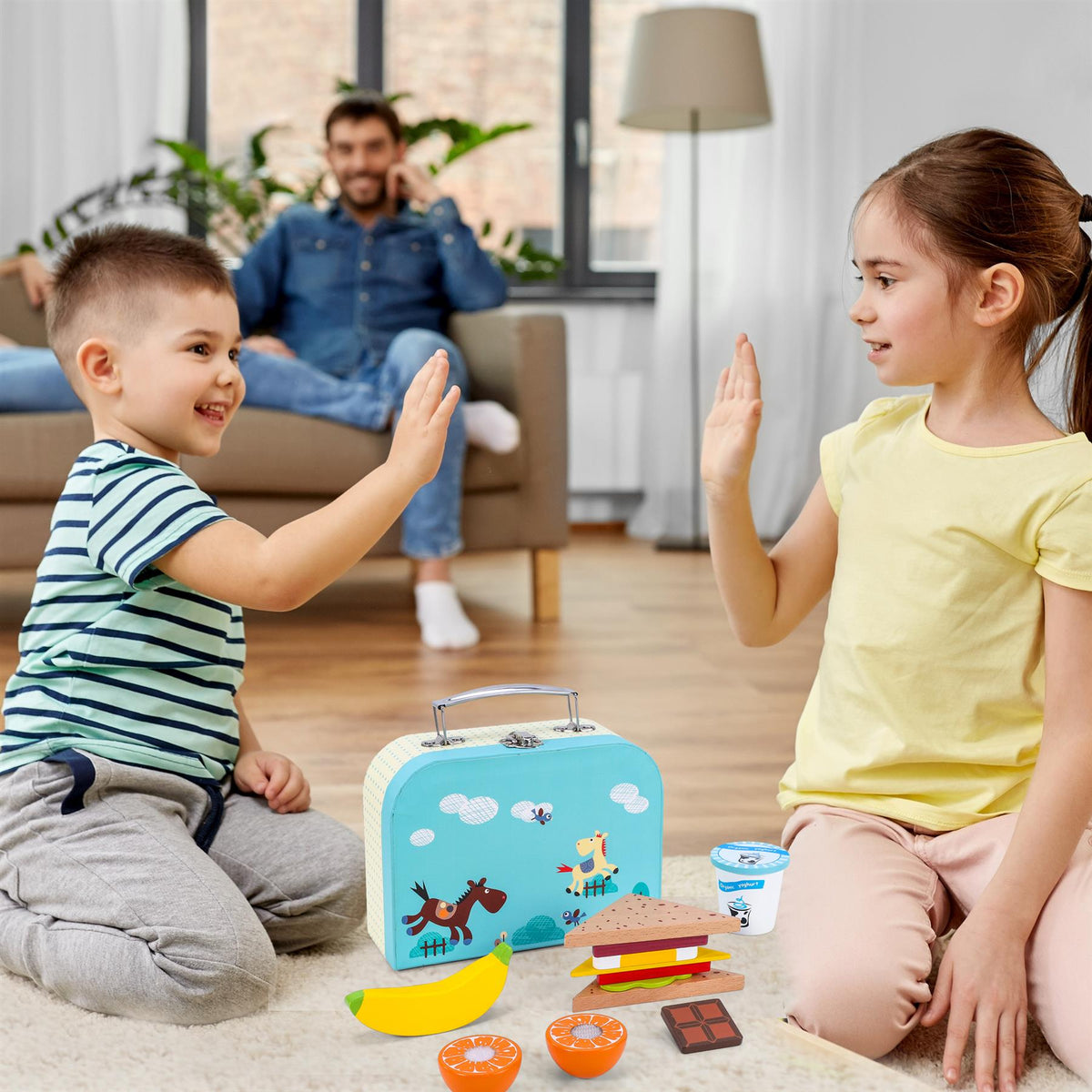SOKA Wooden Sandwich Lunchbox Pretend Play Food Set for Kids – Toy Picnic Set with Fruit, Bread & Snacks