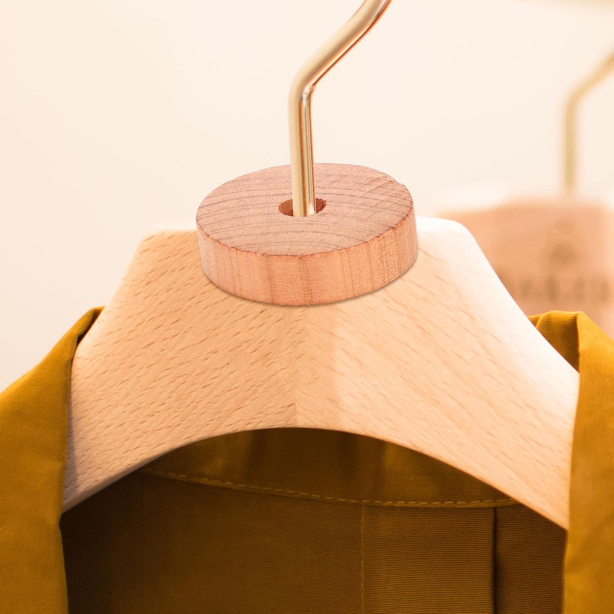 Vinsani 45 Pack Natural Cedar Rings – Wardrobe Freshener for Clothes & Drawers