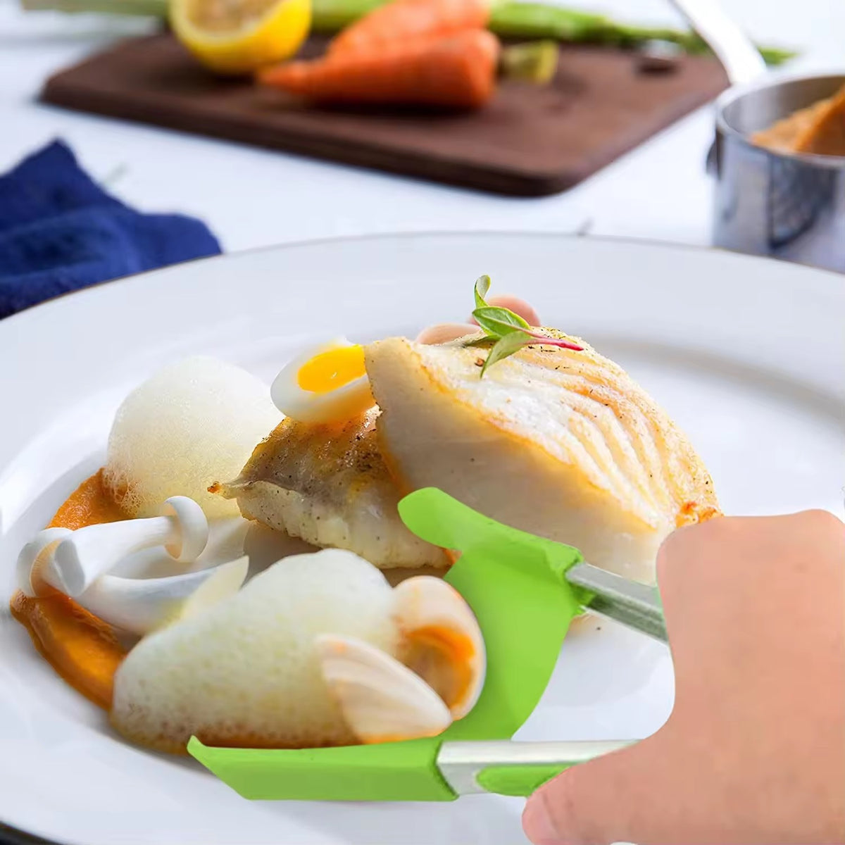 Avilo 2 in 1 Spatula & Tongs – Grip and Lift Cooking Utensil for Everyday Kitchen Use