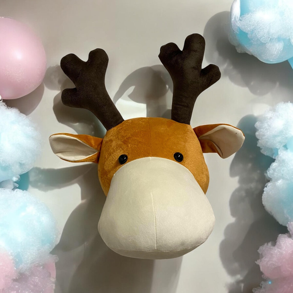 Reindeer Head Wall Hanger, 26cm – Multi-Coloured Kids Room Wall Decoration for Nurseries and Playrooms