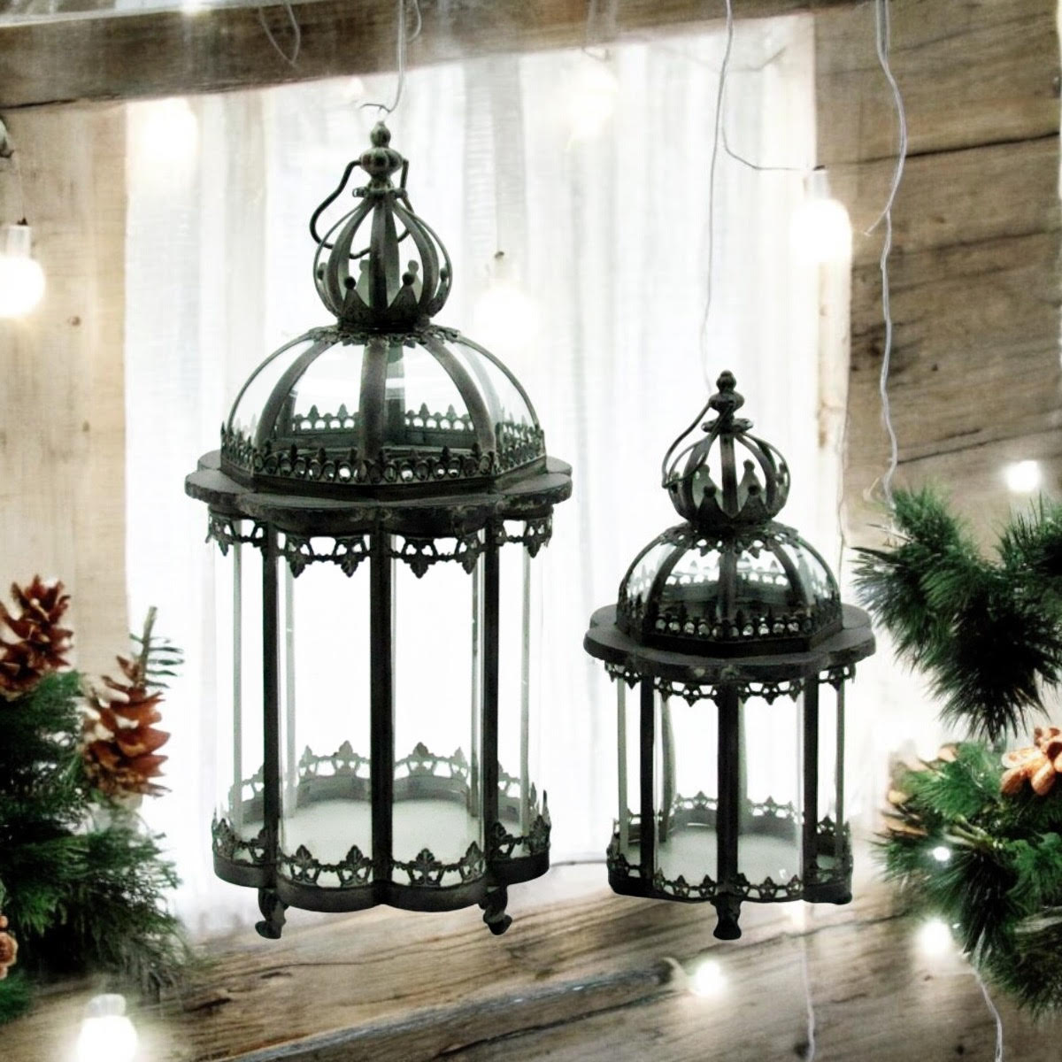 Metal Garden Lanterns, Set of 2 – Weather-Resistant Outdoor Decor for Garden, Patio & Entryway