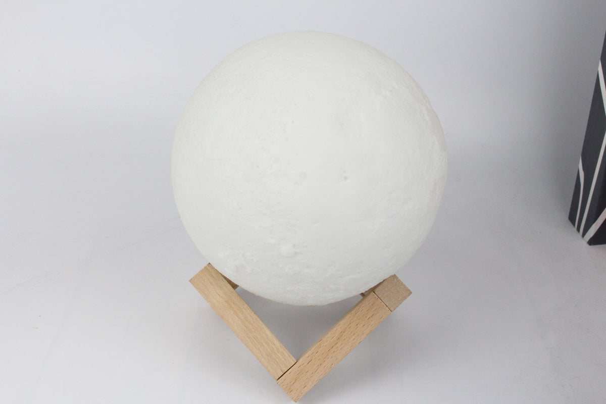 Moon Lamp with stand – White