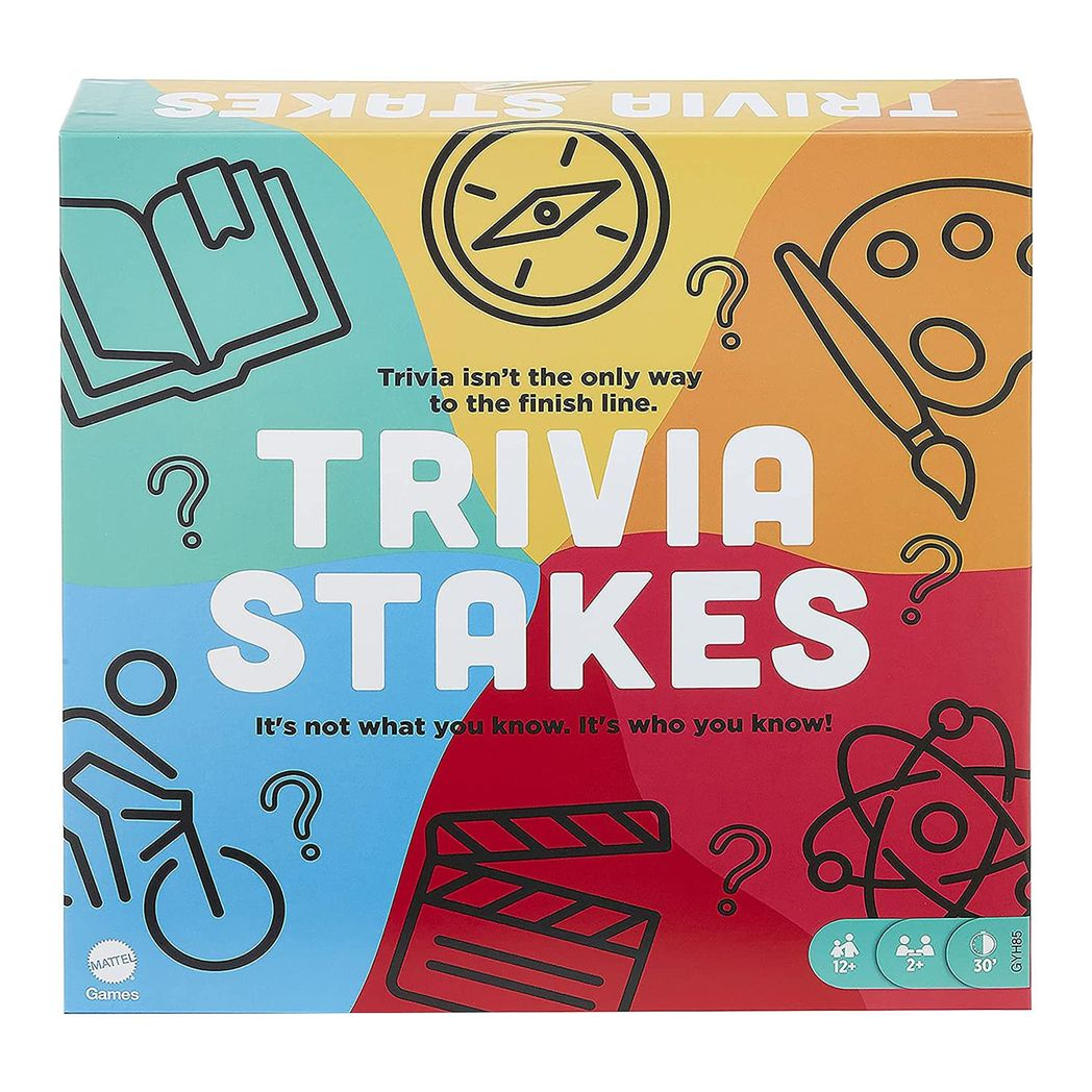 Mattel Trivia Stakes Family Board Game – Trivia and Wagers for Ages 12+, Game Night Fun