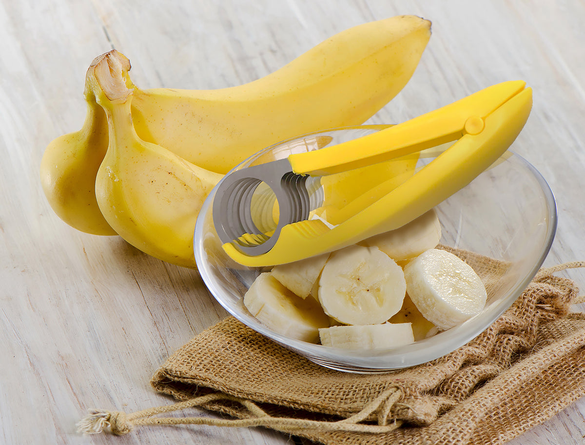 Avilo Banana Slicer Dish – Evenly Slices Bananas into Five Pieces, Kitchen Gadget