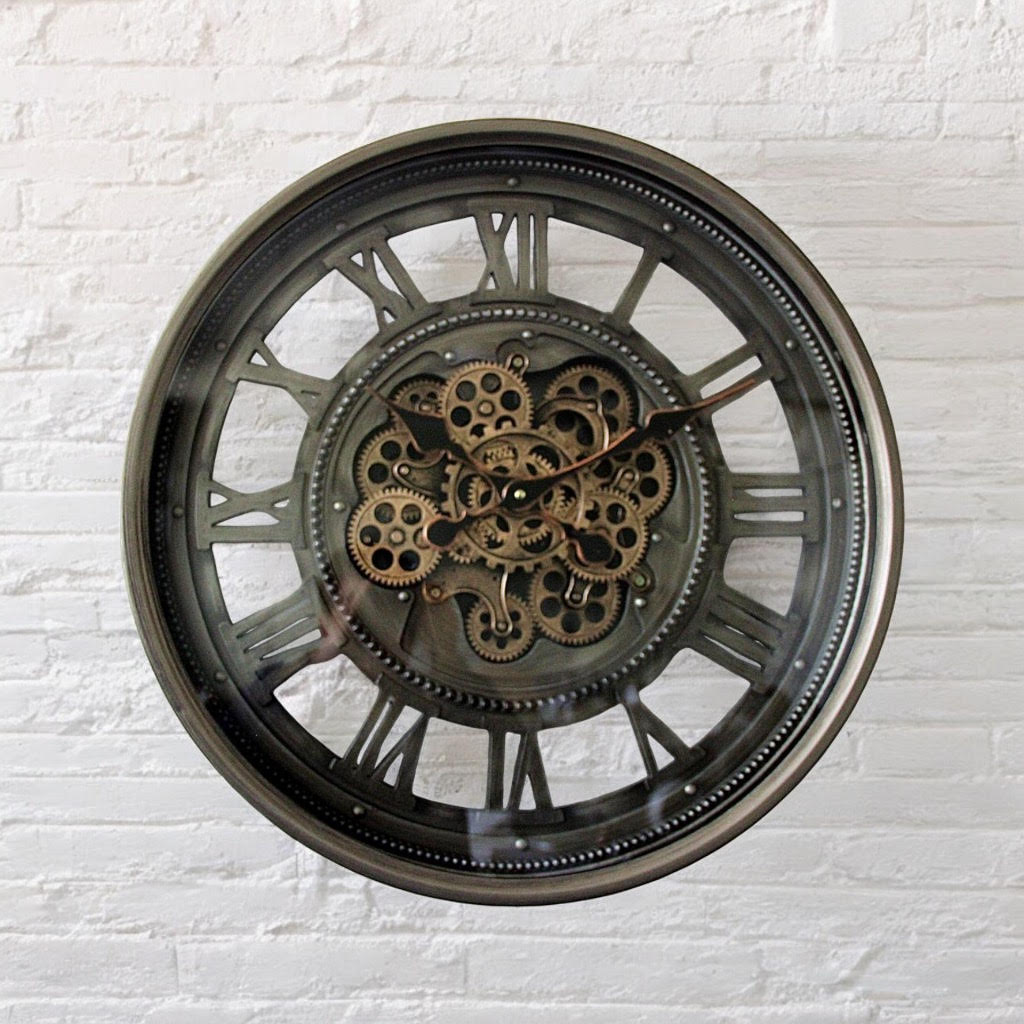AcaciaHome 60cm Industrial Roman Numeral Wall Clock with Moving Gears – Quartz, Black & Grey