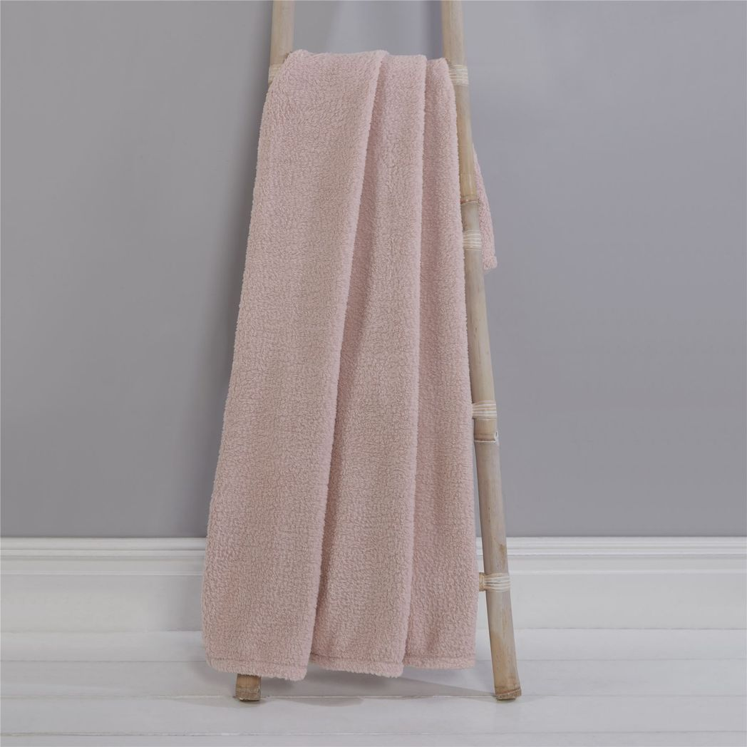 Sleepdown Teddy Fleece Throw, 125 x 150cm – Super Soft Blanket for Sofa, Bed or Car, Blush