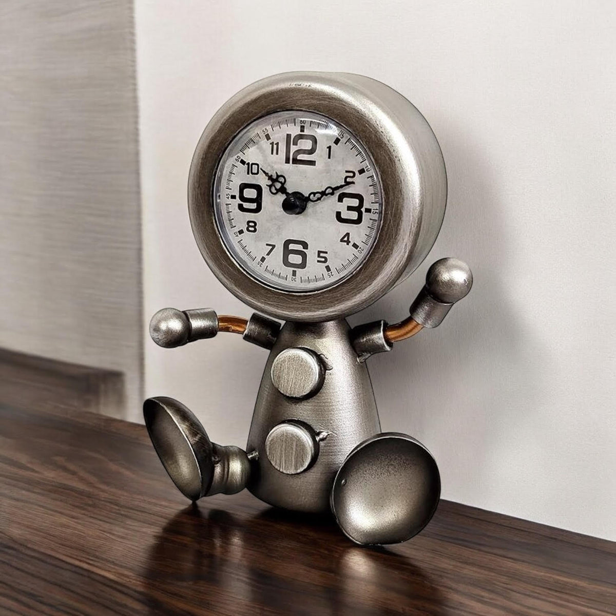 Silent Sweep Figure Mantel Clock – Fun, Modern Tabletop Clock for Kids' Room, Living Room or Office