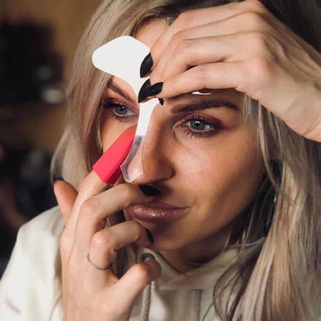 Bronzie The Ultimate Contour Stencil Set with Mini Finger Mitt – Cheekbone & Jawline Contouring