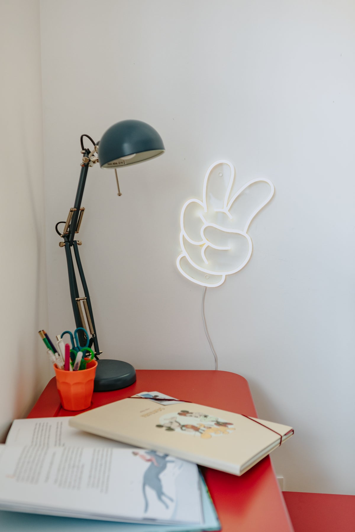 Yellowpop Disney Mickey & Minnie Glove Peace LED Neon Sign – Feature Light, Official Licensed