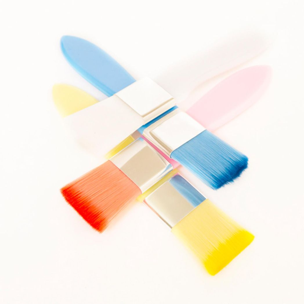 Envie Colourful Paintbrush Style Foundation Brush MX04 – Reusable Makeup Brush, Yellow