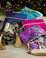 Avilo Gift Bags, Set of 5 – Assorted Patterns for Presents and Special Occasions